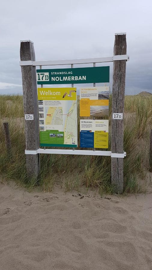 Strandhuis De Zeeparel Met Hottub Petten Esterno foto